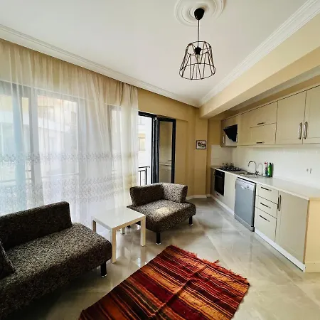 Güllük De Deniz Manzaralı Daire Daire